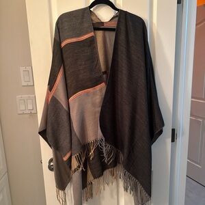Elegant Gray and Brown Shawl with Fringe